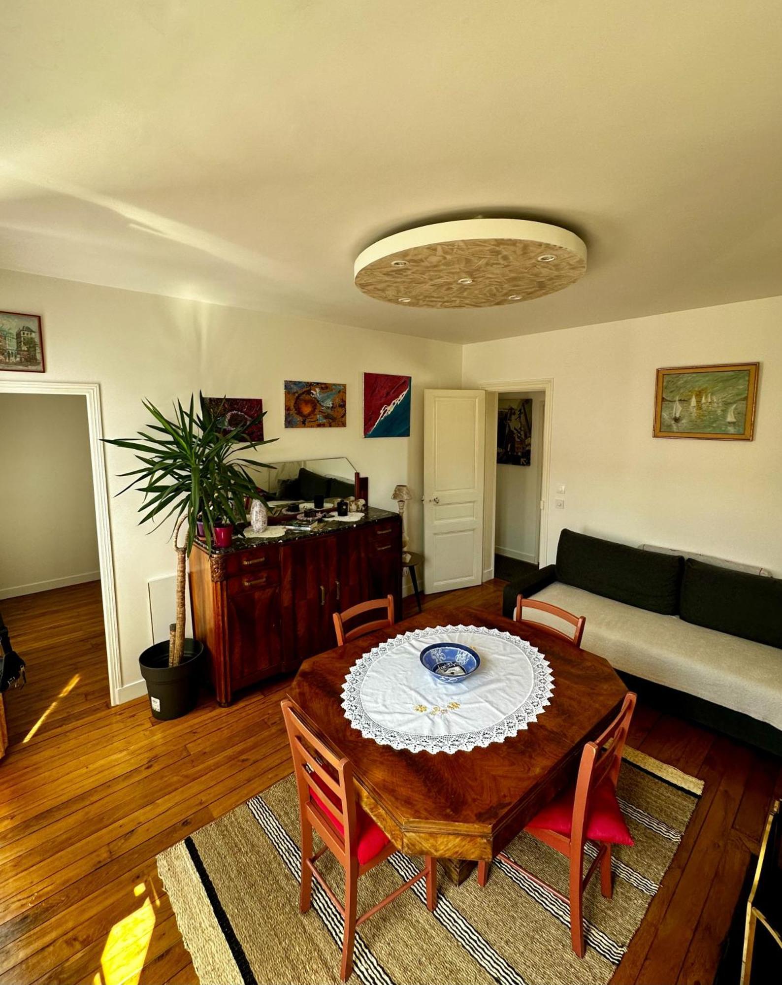 Apartment Sainte Elisabeth - Republique Paris